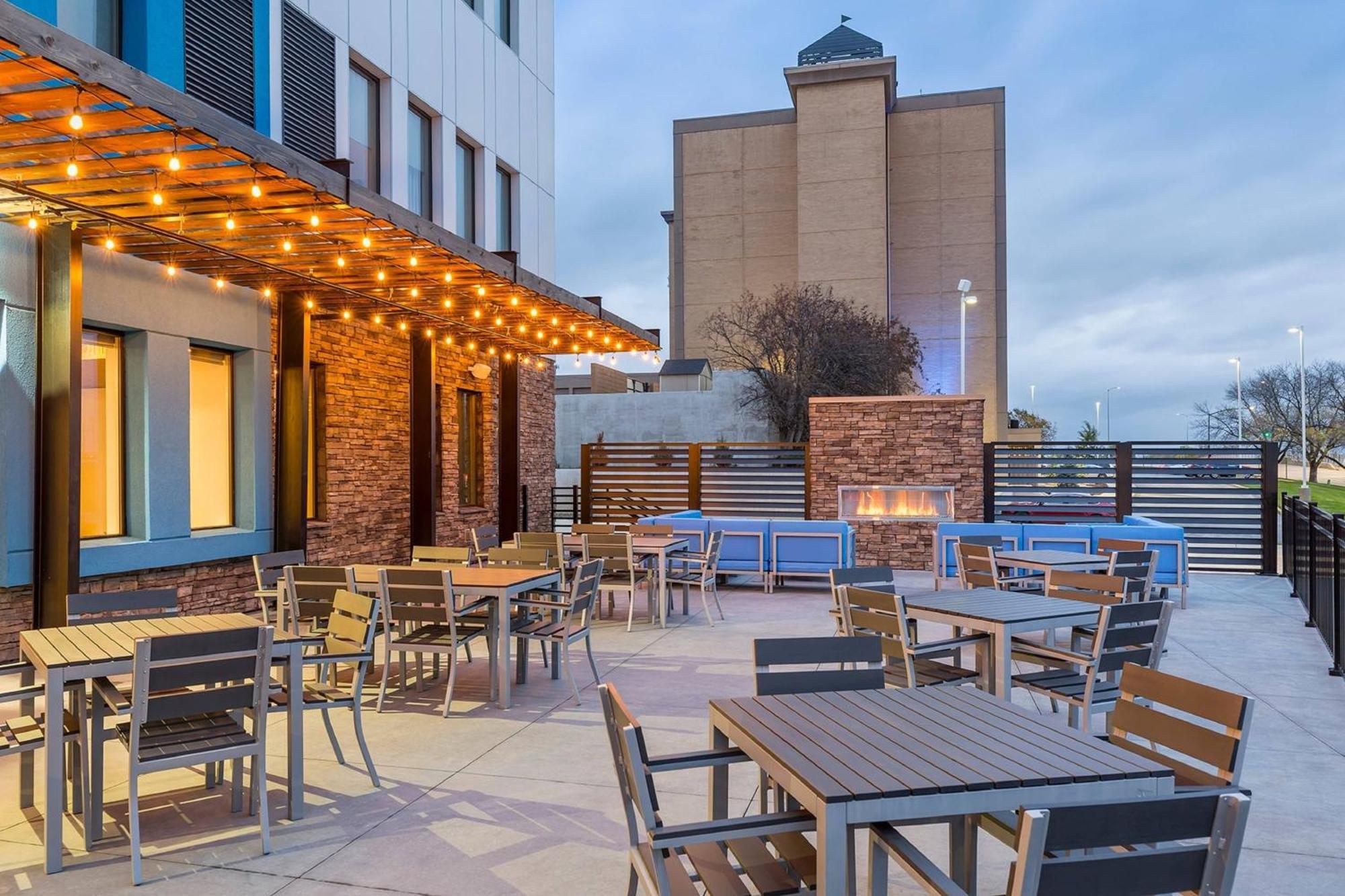 Fairfield Inn & Suites By Marriott Des Moines Downtown Extérieur photo